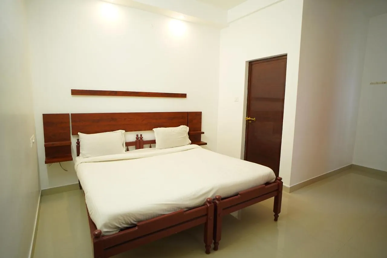 Vattekkad Tourist Home Kochi 3*,  India